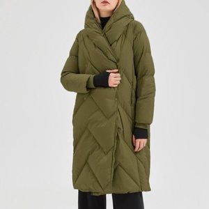 Down puffer coat